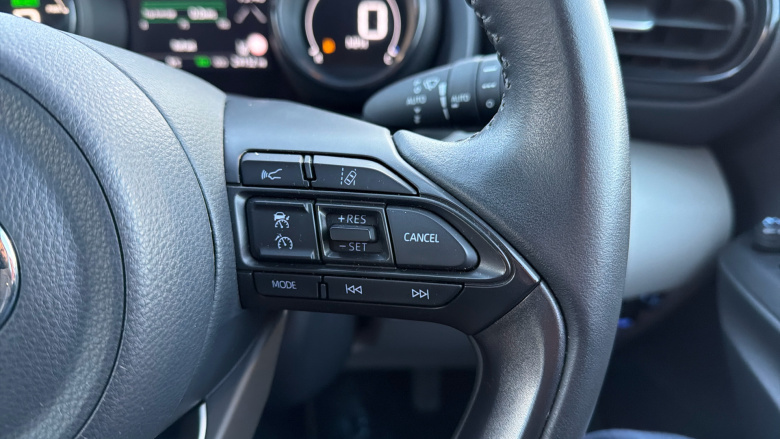 Toyota Yaris 1.5 Hybrid Excel 5dr CVT Hybrid Hatchback